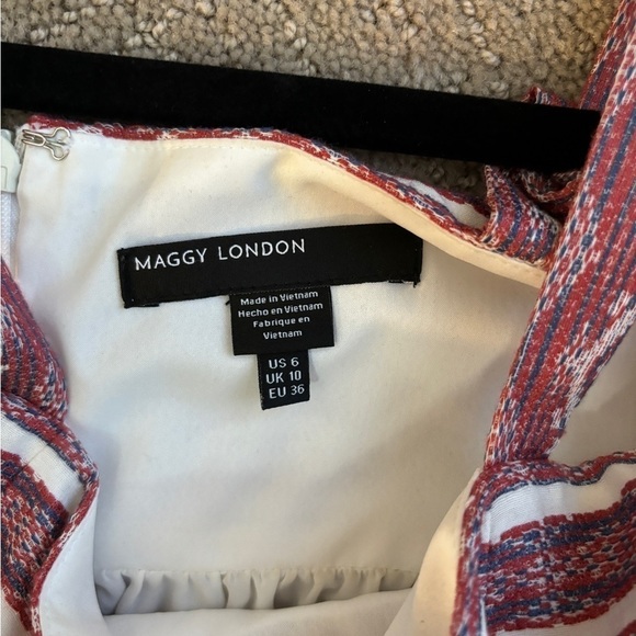 Maggy London Sleeveless Full-Length Maxi Dress Women's Size 6 - Picture 13 of 15